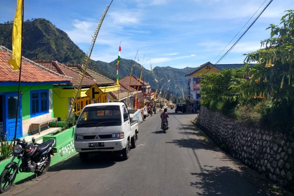 Hauptstraße in Cemoro Lawang